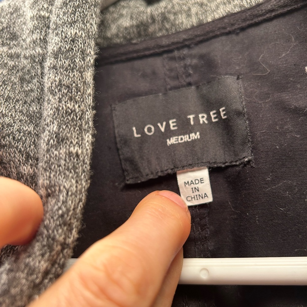 Lightweight jacket - Picture 2 of 2